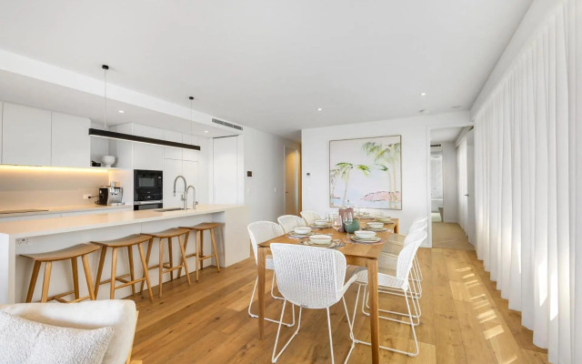 Coolum First Bay 121