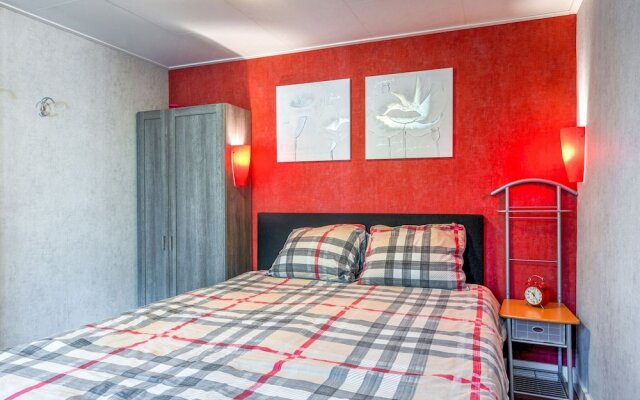 Quaint Bungalow in Uden With Fenced Garden, Sauna, Terrace