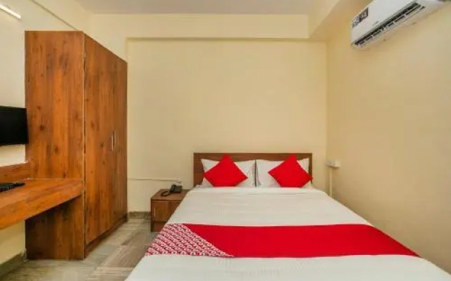 Rajatha Mahal By OYO Rooms