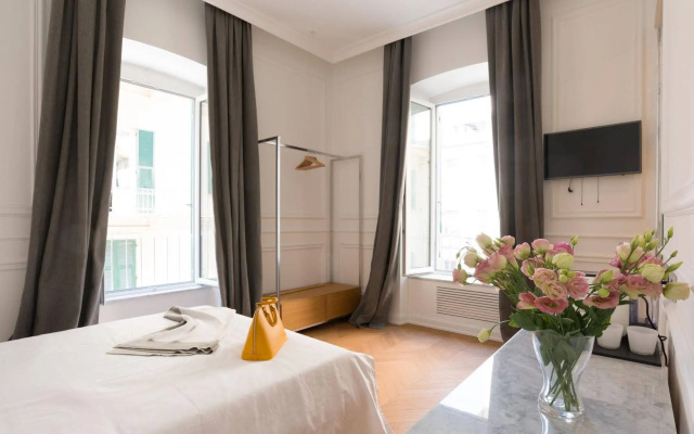 Via Chiodo Luxury Rooms