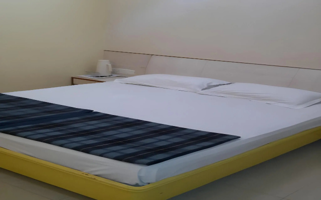 Oyo 11543 Hotel Panchsheel – Guest Rooms – Vadodara