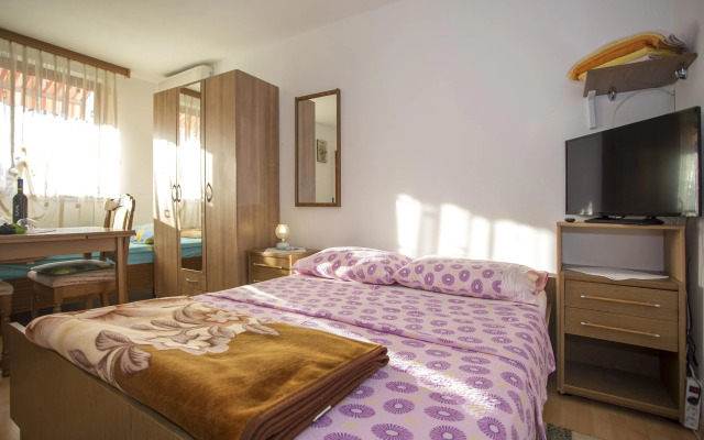 Apartment Kristina 203