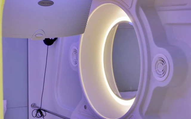 Hotel Astropods Airport, Mumbai