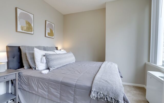 Magnificent Condo Crystal City With Gym