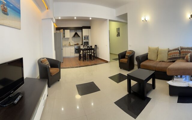 Apart holiday Maria Mamaia