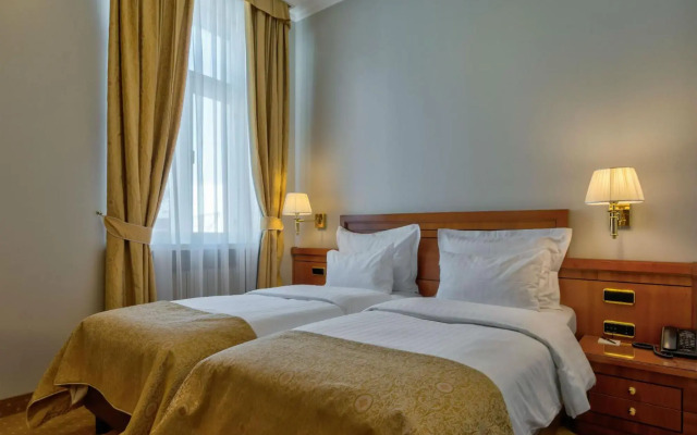 My City Hotel