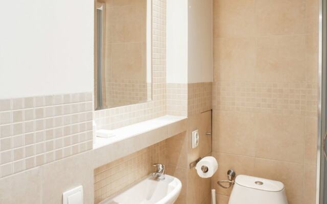 Studio Świętokrzyska Warsaw by Renters