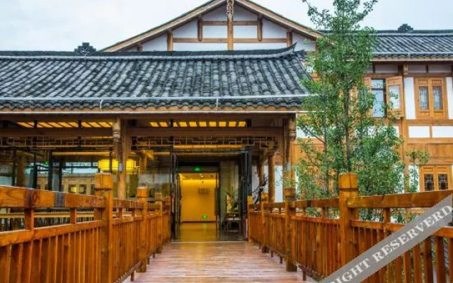 The Jade House · Hongjin