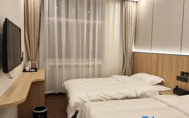 Whale Express Hotel