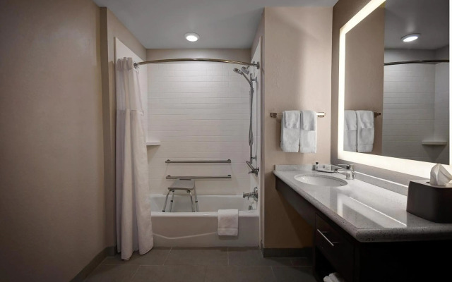 Staybridge Suites Holland by IHG