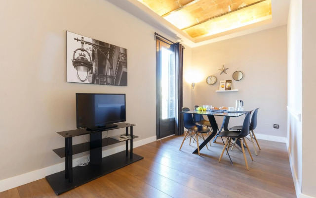 AinB Eixample-Miro Apartments