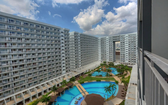 Withus Condotel at Shell Residences