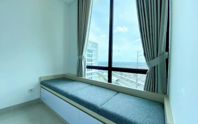 White Toned Style Studio At Lrt City Bekasi Apartment
