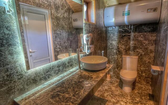 Зелёный колобок