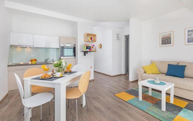Apartmani D & J