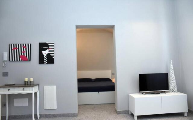 Central River Apartment