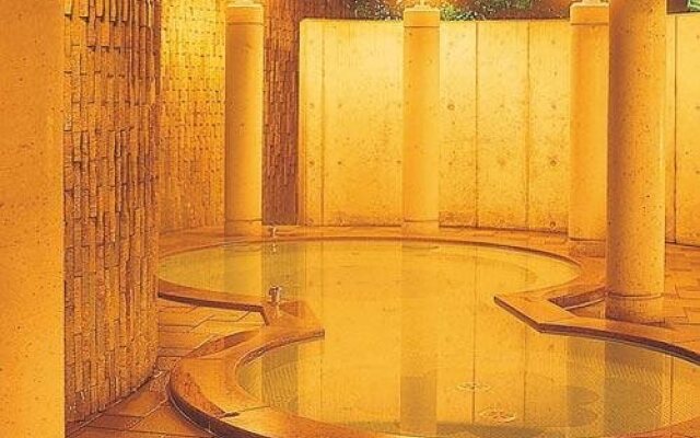 Shirokiya Grand Hotel