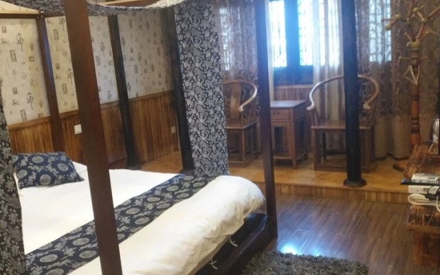 Yue Yue Theme Hostel