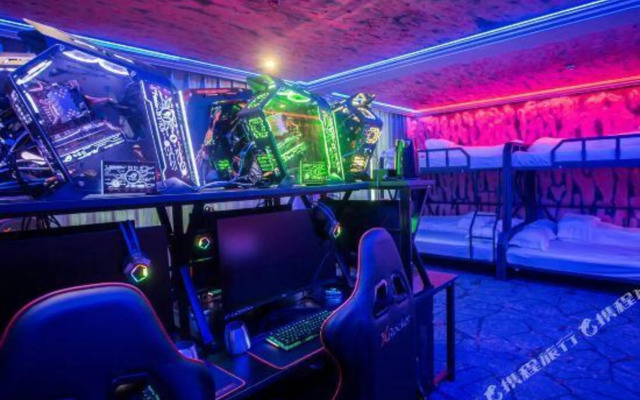 Slence Snow Theme Hotel