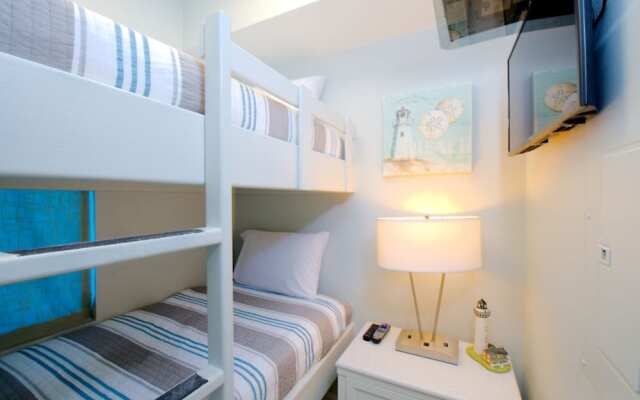 Lighthouse Condos by Hosteeva