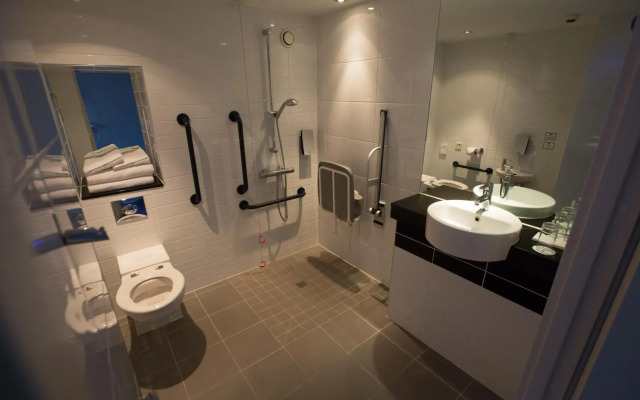 Holiday Inn Express London - Stratford by IHG