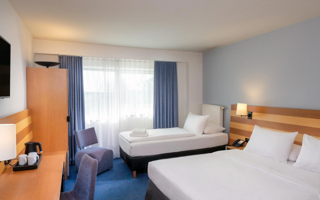 IntercityHotel Frankfurt Airport Terminal 3 - Image 7