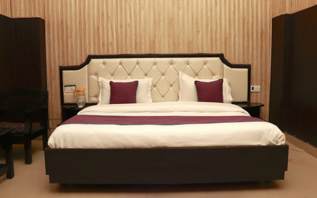 OYO 1811 Hotel Leisure Palace