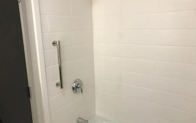 Days Inn & Suites Naples Fl