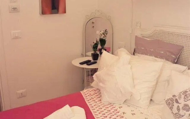 White House Bed & Breakfast