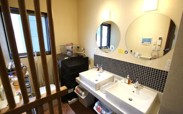 Nekokura Hostel