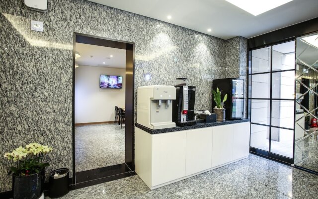 Jeonju Mari Hotel Park Store