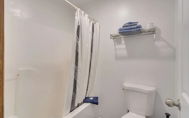 Loveland Vacation Rental: Pets Welcome