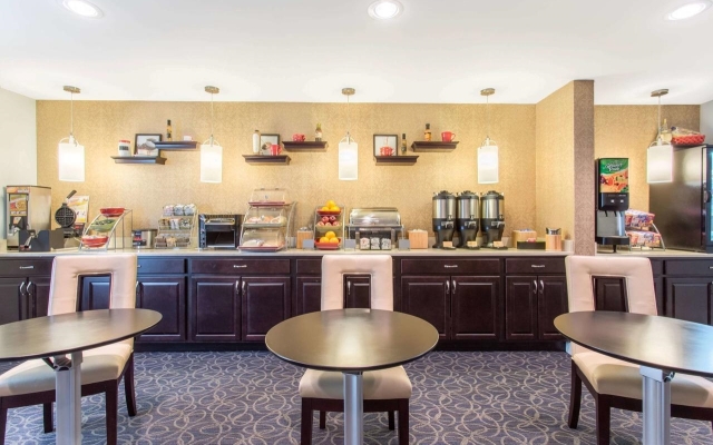 Dulles Suites Extended Stay