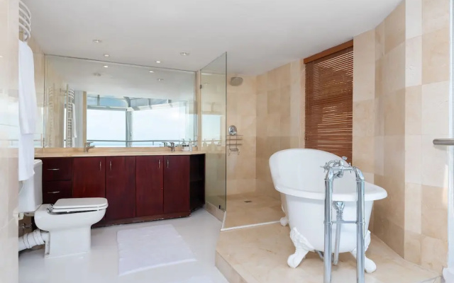 Fresnaye Villa