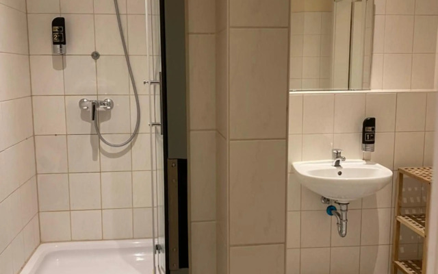 Singer109 Hotel & Hostel