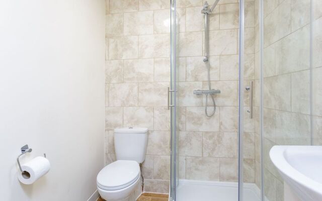 Luxury Burgess Apartments