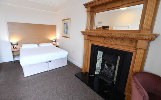 Rooms at the Royal