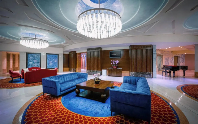 Resorts World Sentosa - Crockfords Tower