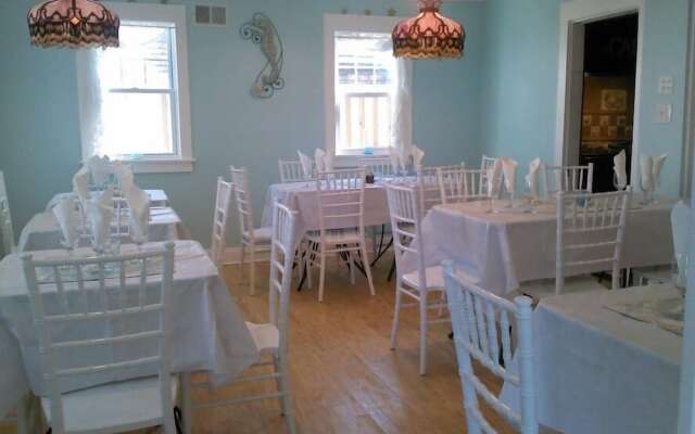 Island Guest House B&B