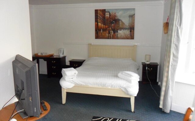 Chequers Inn