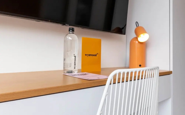 w Lovely 2BR in the Heart of Santa Barbara