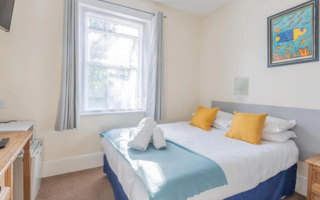Brooklands Hotel