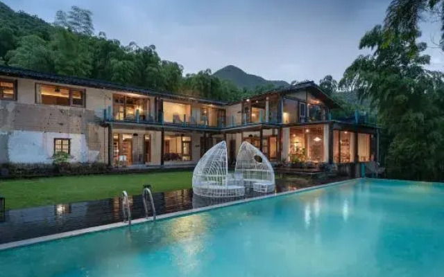 Anji Eraser Hot Spring B&B