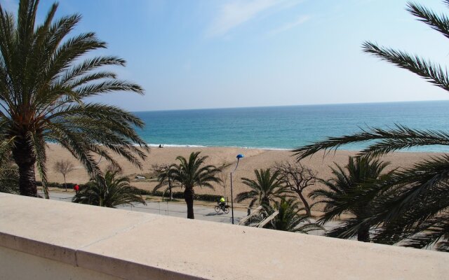 DESCONNECTAR - Malgrat de Mar