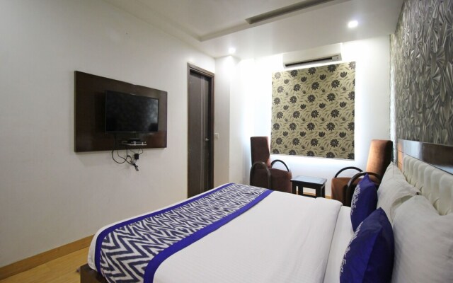 Capital O 6772 Hotel Mukund