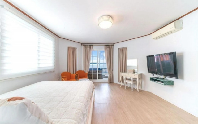 Ganghwado Petite Pension