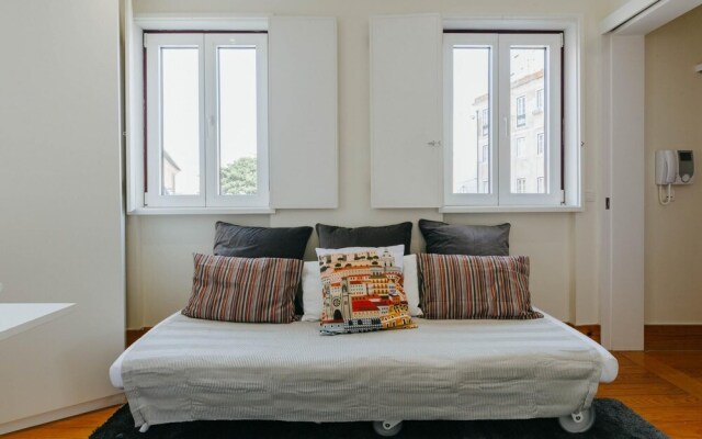 Rent4rest Mouraria Lisbon 1 Bedroom Duplex Apartment