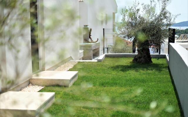 Villa M - Your business & holiday apartment in Sibenik