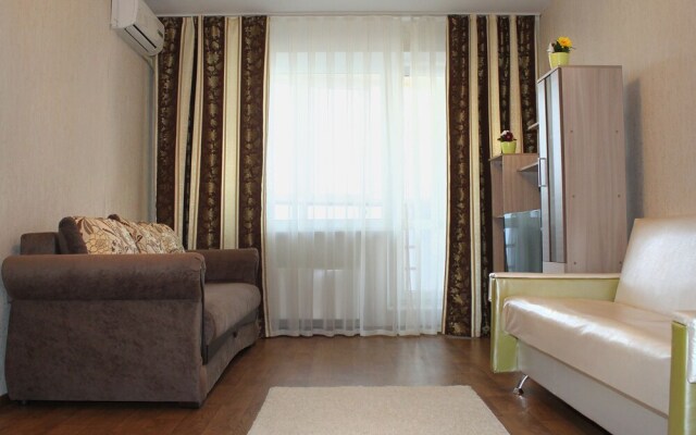 Sakvoyage Lenin Avenue 45