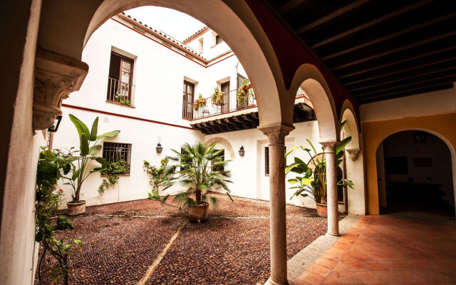 Apartamentos Los Patios de la Judería